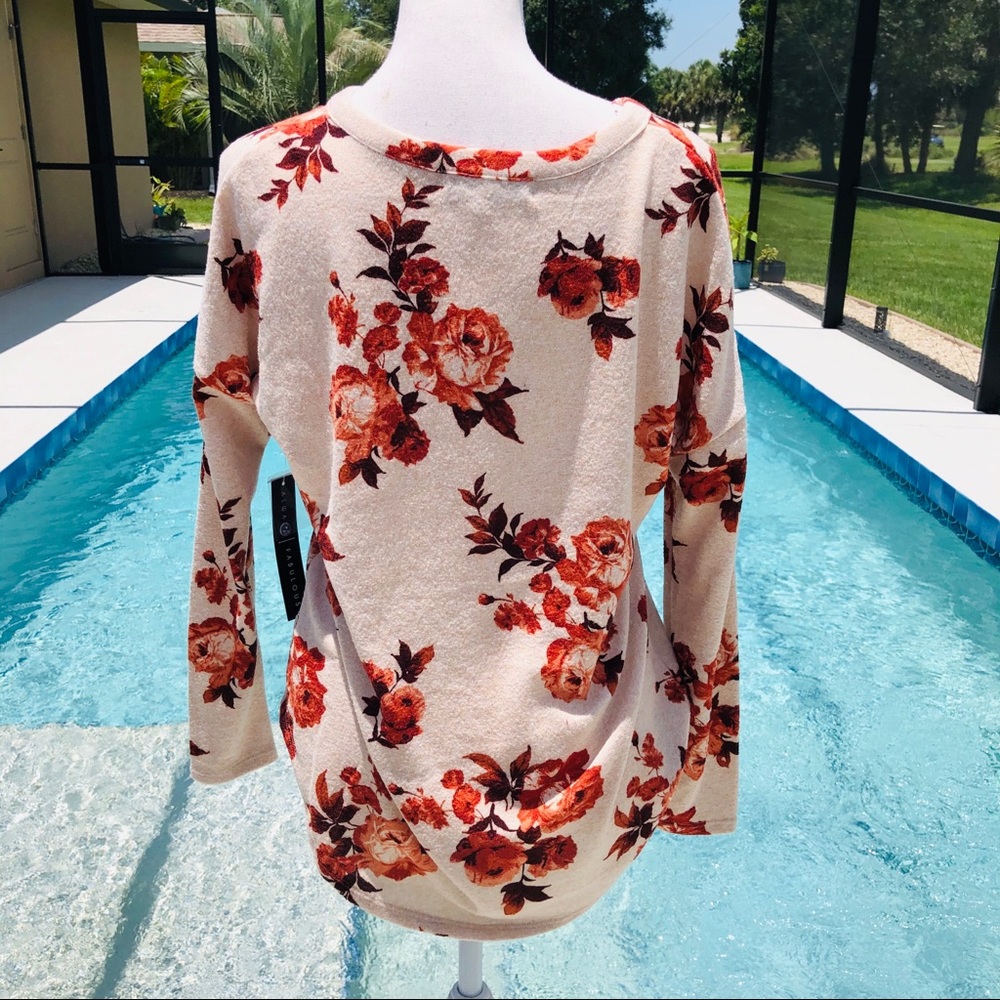 SOLD!⭐️NWT buttondown sweater!⭐️ - Picture 3 of 6